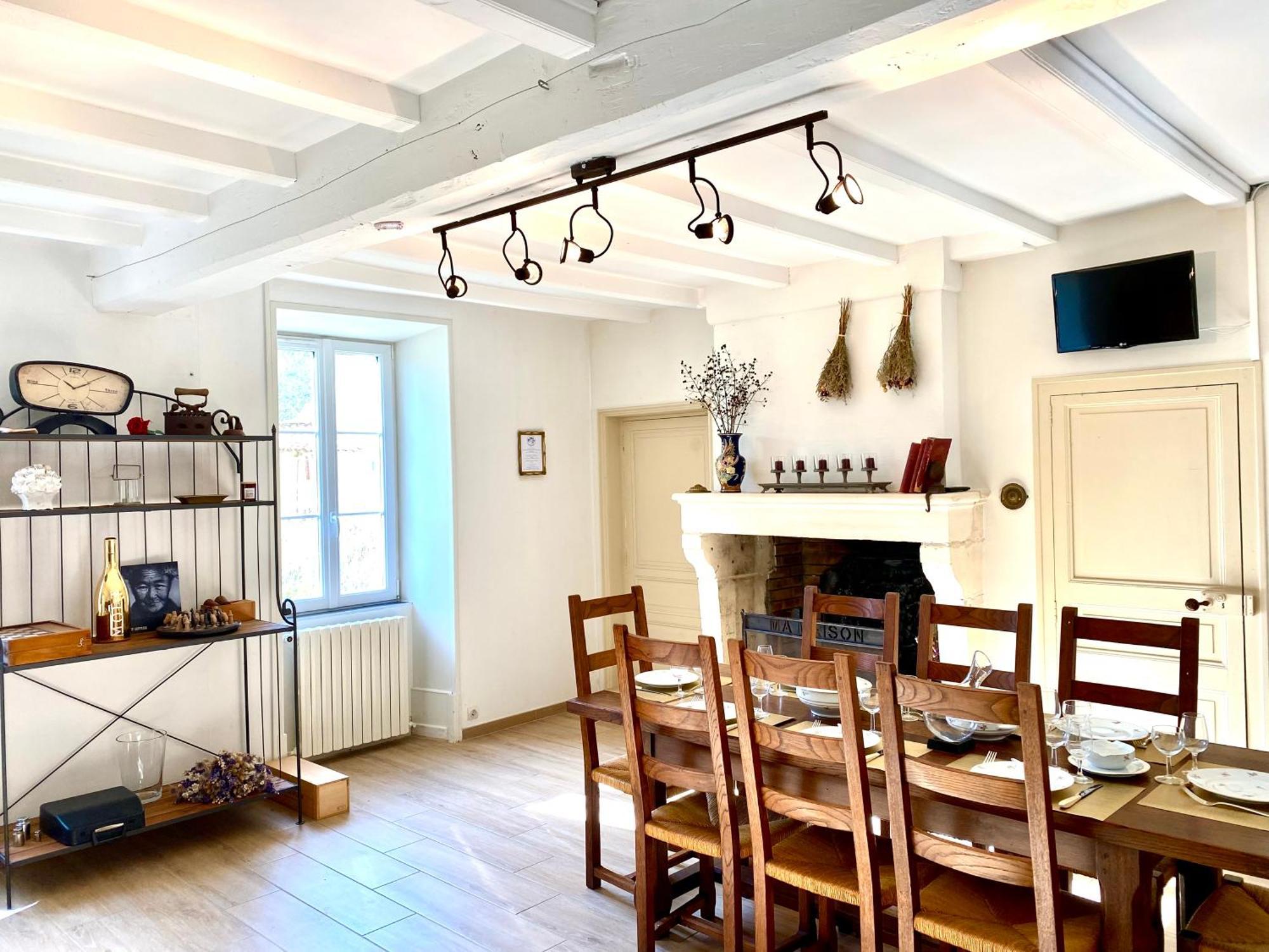 Aux Agapanthes, Chambres D'Hotes Charentaises De Charme Avec Piscine Aumagne Εξωτερικό φωτογραφία