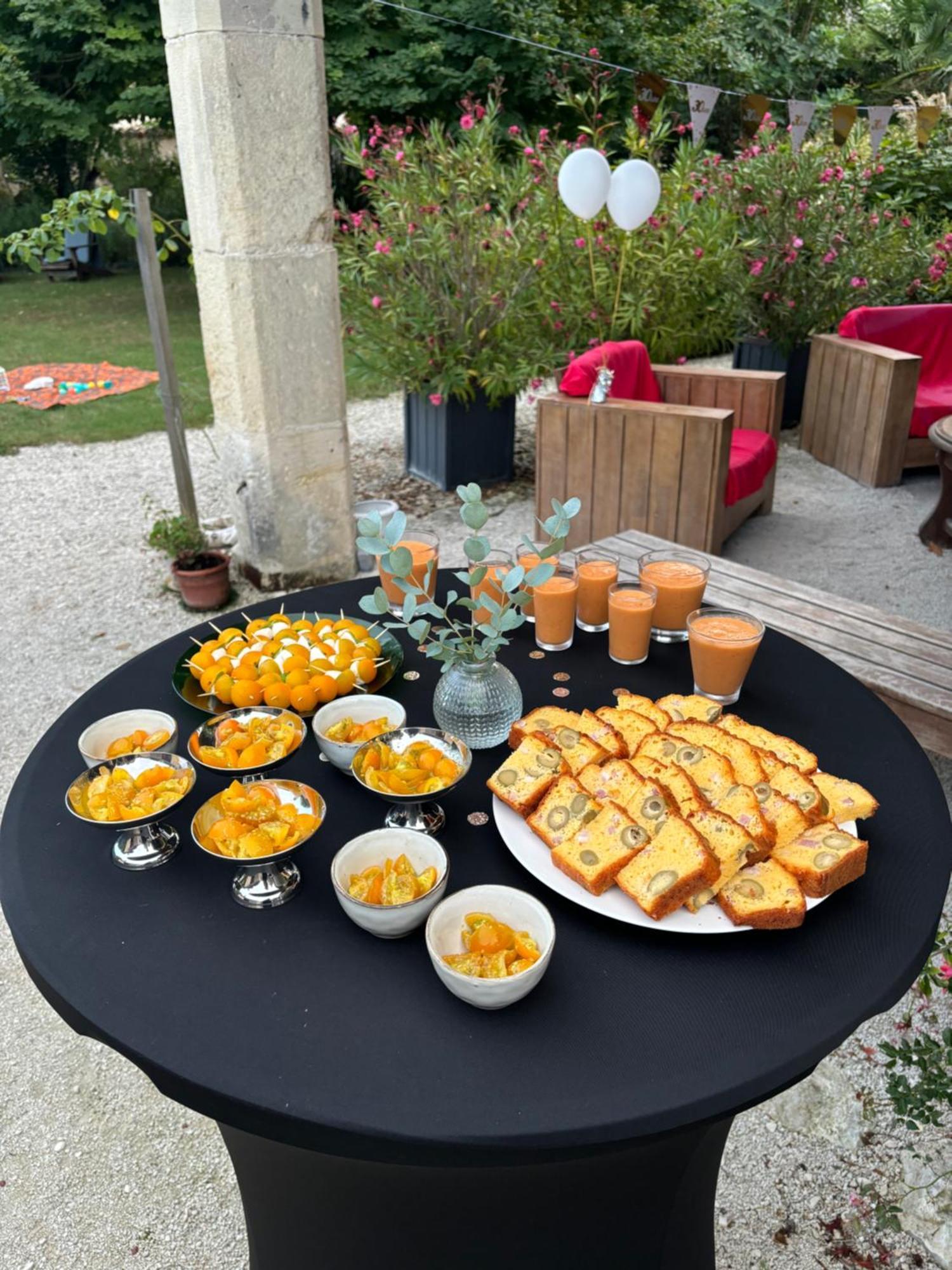 Aux Agapanthes, Chambres D'Hotes Charentaises De Charme Avec Piscine Aumagne Εξωτερικό φωτογραφία